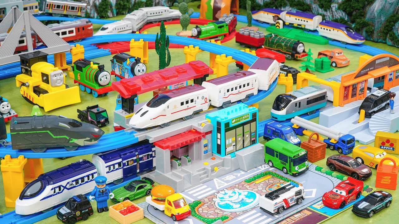 Plarail Shinkansen ☆ Construction Takara Tomy 4 Way Subway Control Station & Pedestrian Overpass 🚇