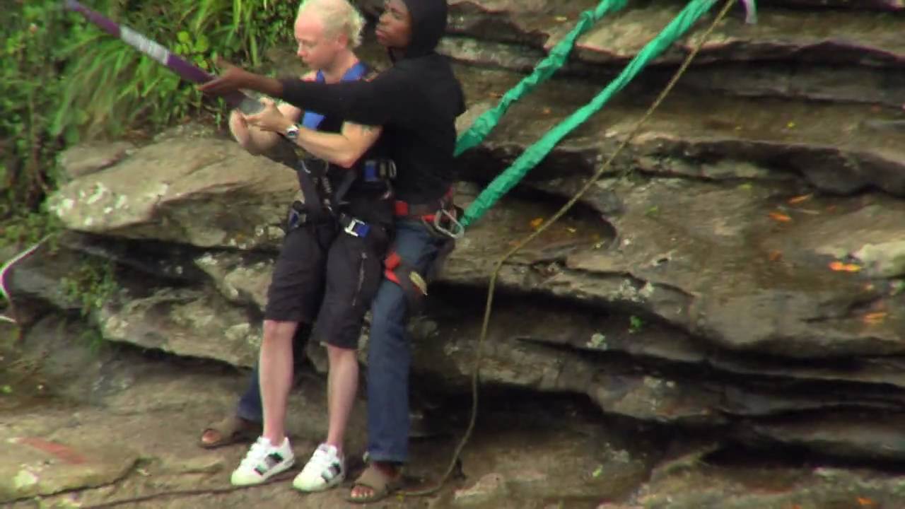 Martin 'magic' Johnson's insane Bungee at Oribi Gorge