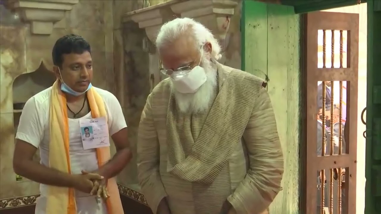 PM Narendra Modi ​offers prayers at Matua community temple in Orakandi, #Bangladesh
