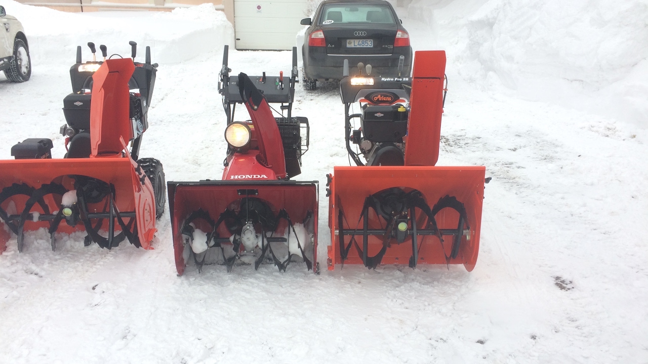 Honda HS970 Vs Ariens ST 28 con potenza quasi doppia alla fresa