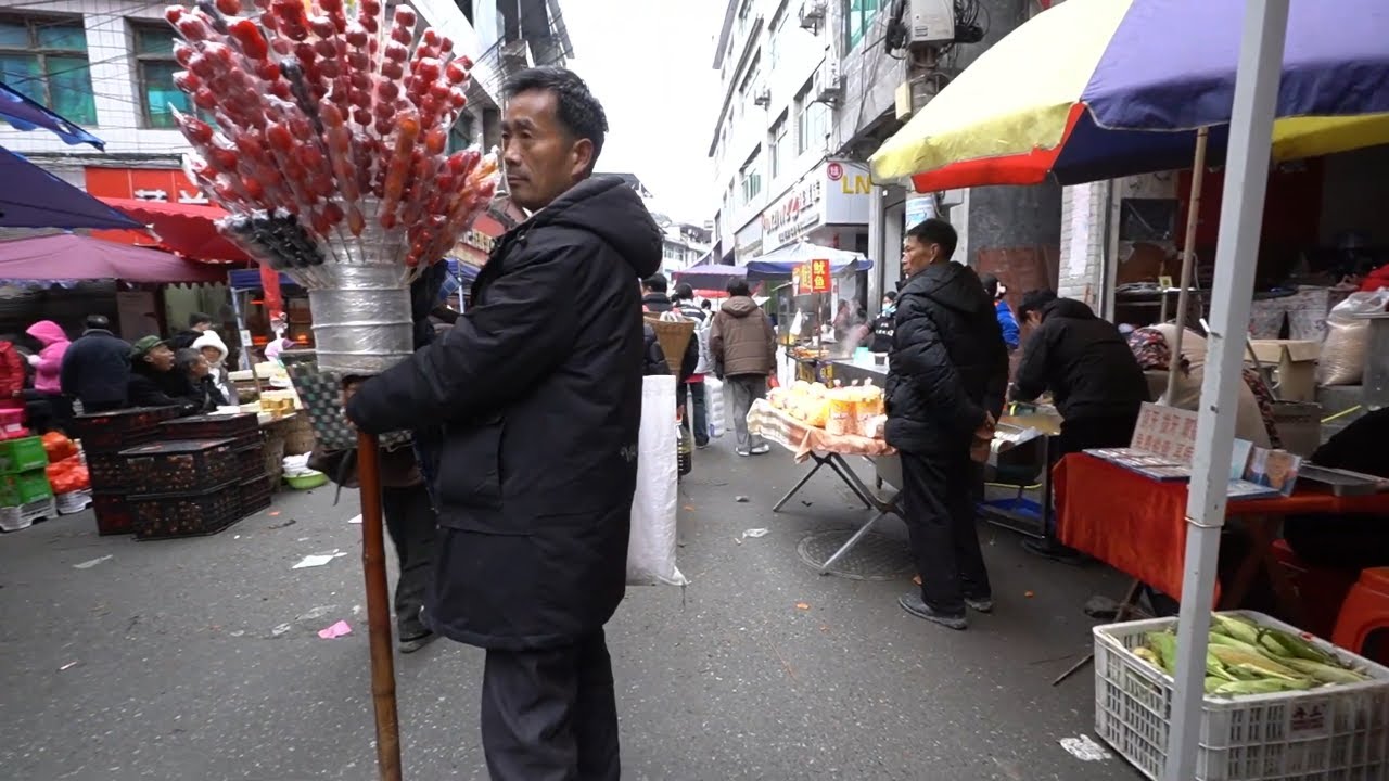 貴州深山過年集市🧧：中國最真實的春節趕集，板場鎮土家族生活紀錄