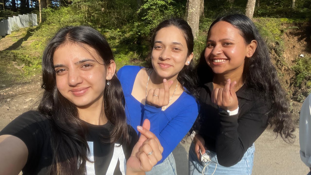 trip with friends 😍😍 