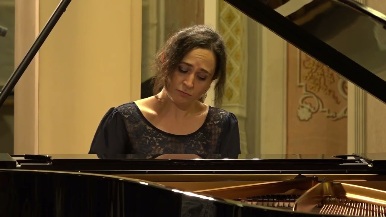Irina Chistiakova plays F. Schubert-F.Liszt 