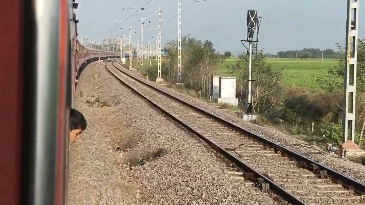 Antyodaya Express Journey From Orai To Lucknow Train 12598 Mumbai Csmt Gorakhpur 
