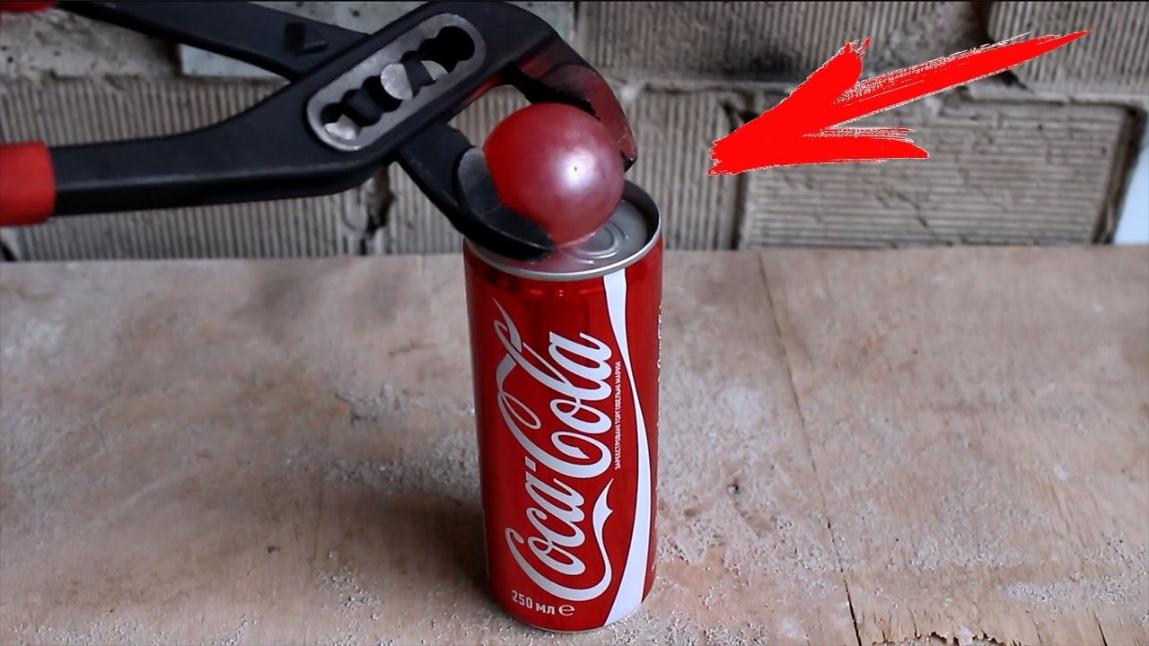 EXPERIMENT Glowing 700 degree metal ball VS COCA-COLA