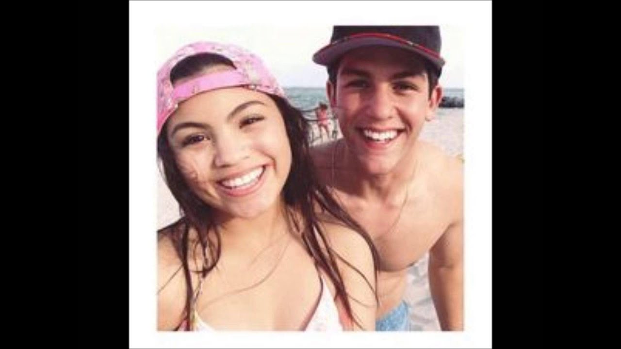 EVERY WITCH WAY JAX Y EMMA