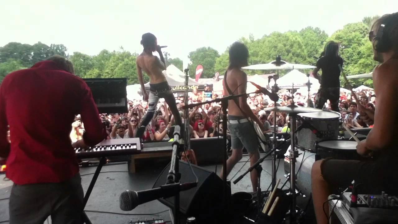 The Untouchables- BOTDF at the Atlanta Warped Tour