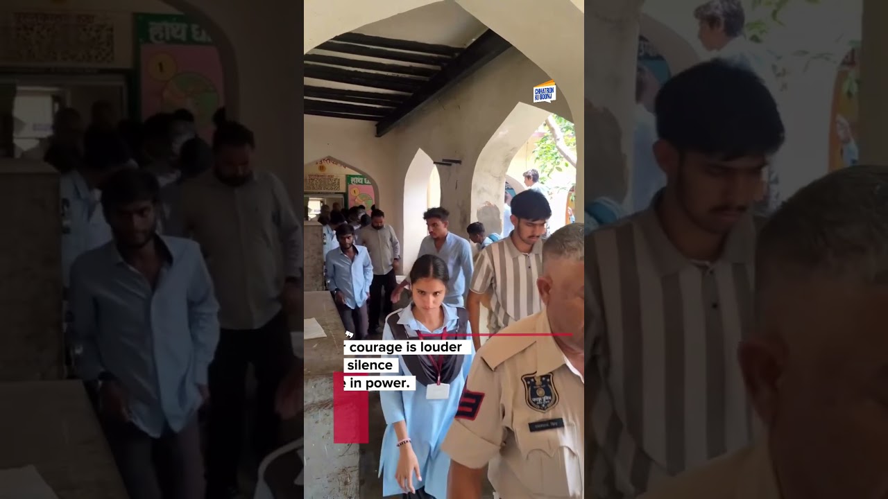 Students who cannot hear or speak are forced to protest for basic school facilities. #viralvideo