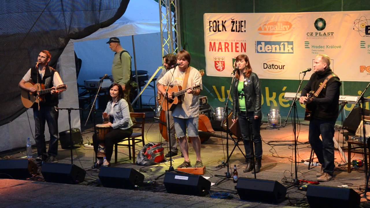 Marien: Kluk z Pardubic + nová závěrečná sloka :) (Folkové Chvojení 2015)
