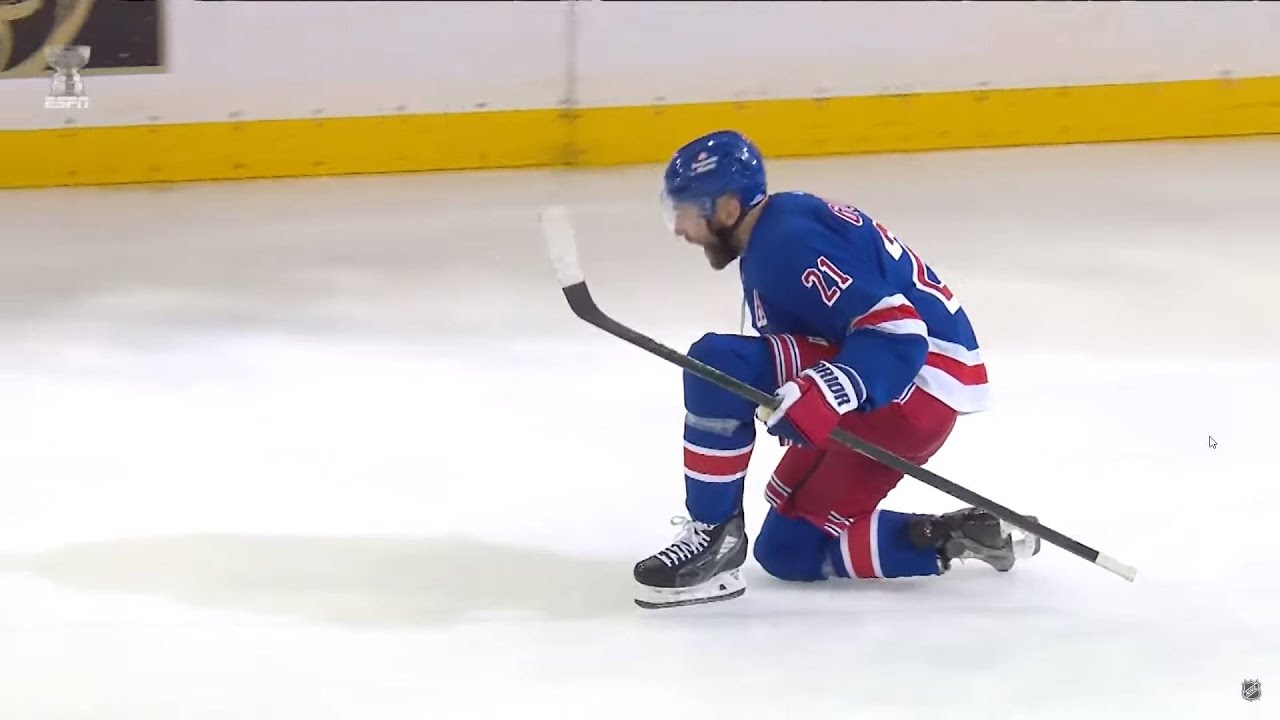 BARCLAY GOODROW Is the DEFINITION of HERO... (GAME 2 OT GWG)