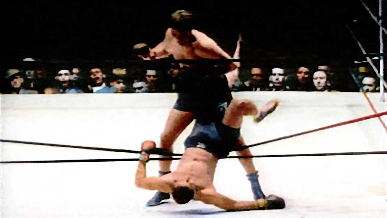 Louis knocked through the ropes! Joe Louis vs. Buddy Baer I (23.5.1941) - HD Highlights Colorized
