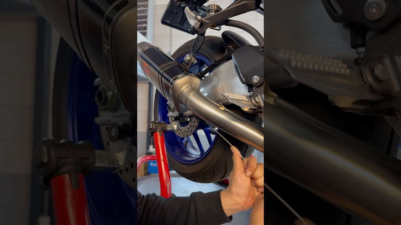 Mounted the Full Akrapovic Racing Line on my 2024 Yamaha MT-09 SP! #yamaha #mt09 #akrapovic #shorts