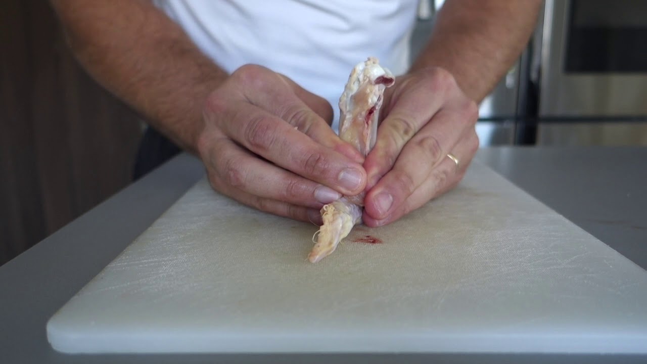 How to debone chicken wing