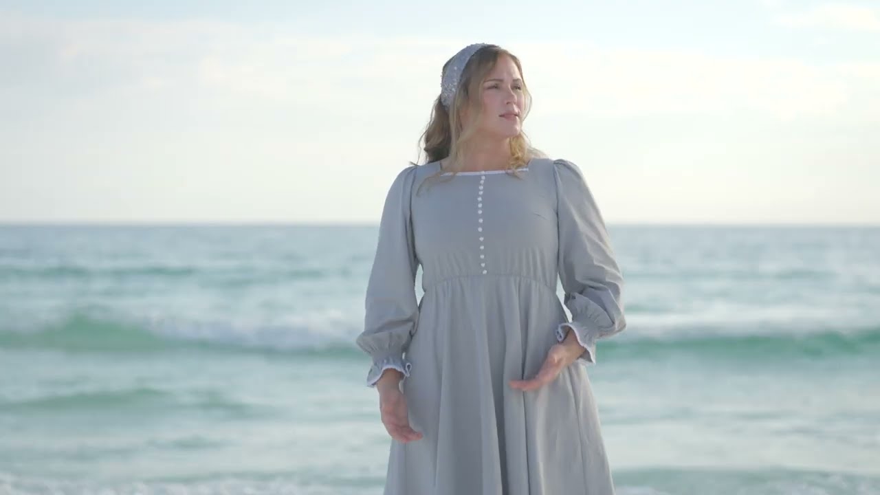 Вижу Бога Каждый День - I see God (official video) - Irina Kalnoy | David Shevernev