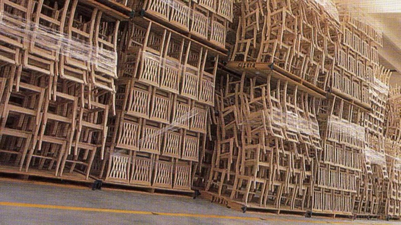 1335.- Manzano - storia - lavoro - lavorazione della sedia - storia