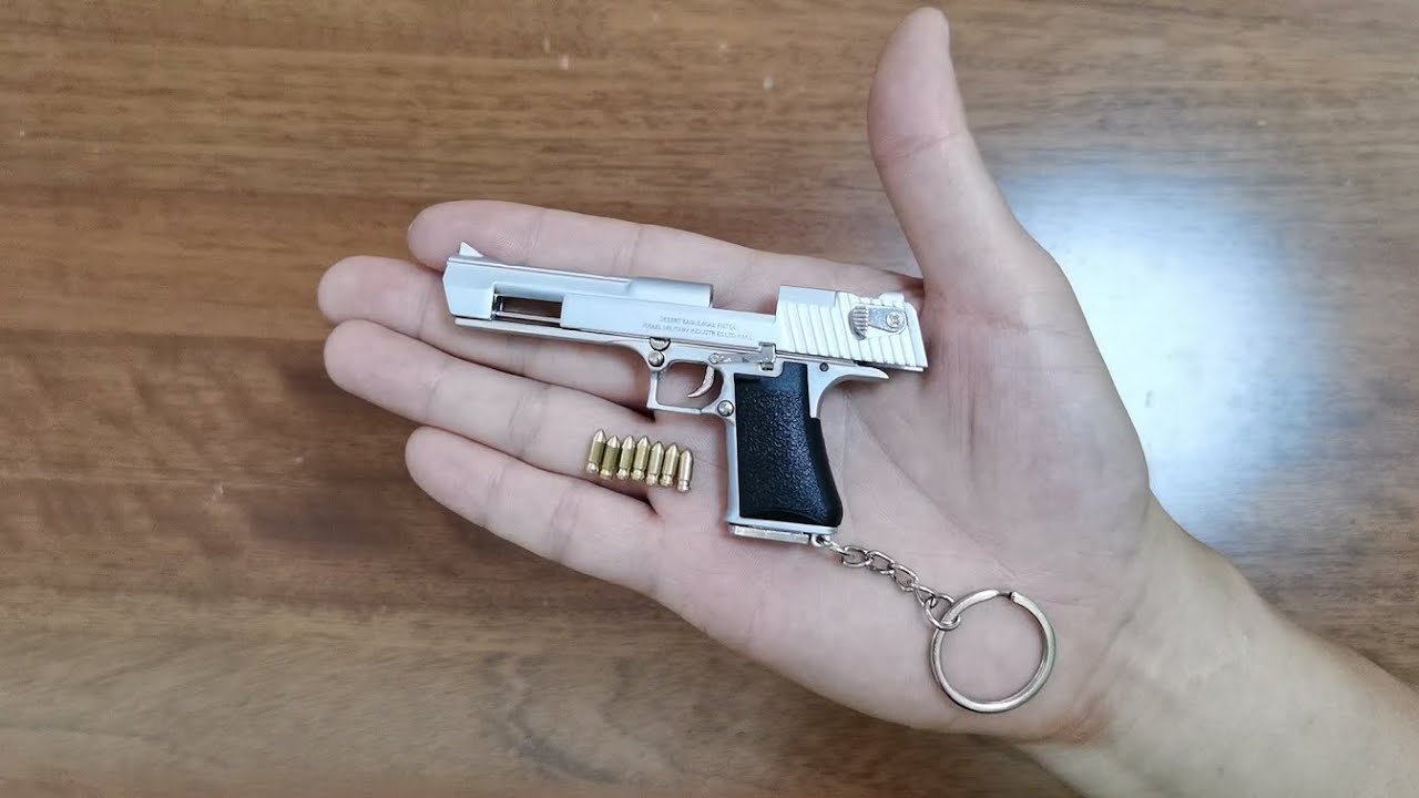 Mini Desert Eagle Gun Keychain with Bullets Unboxing 2022