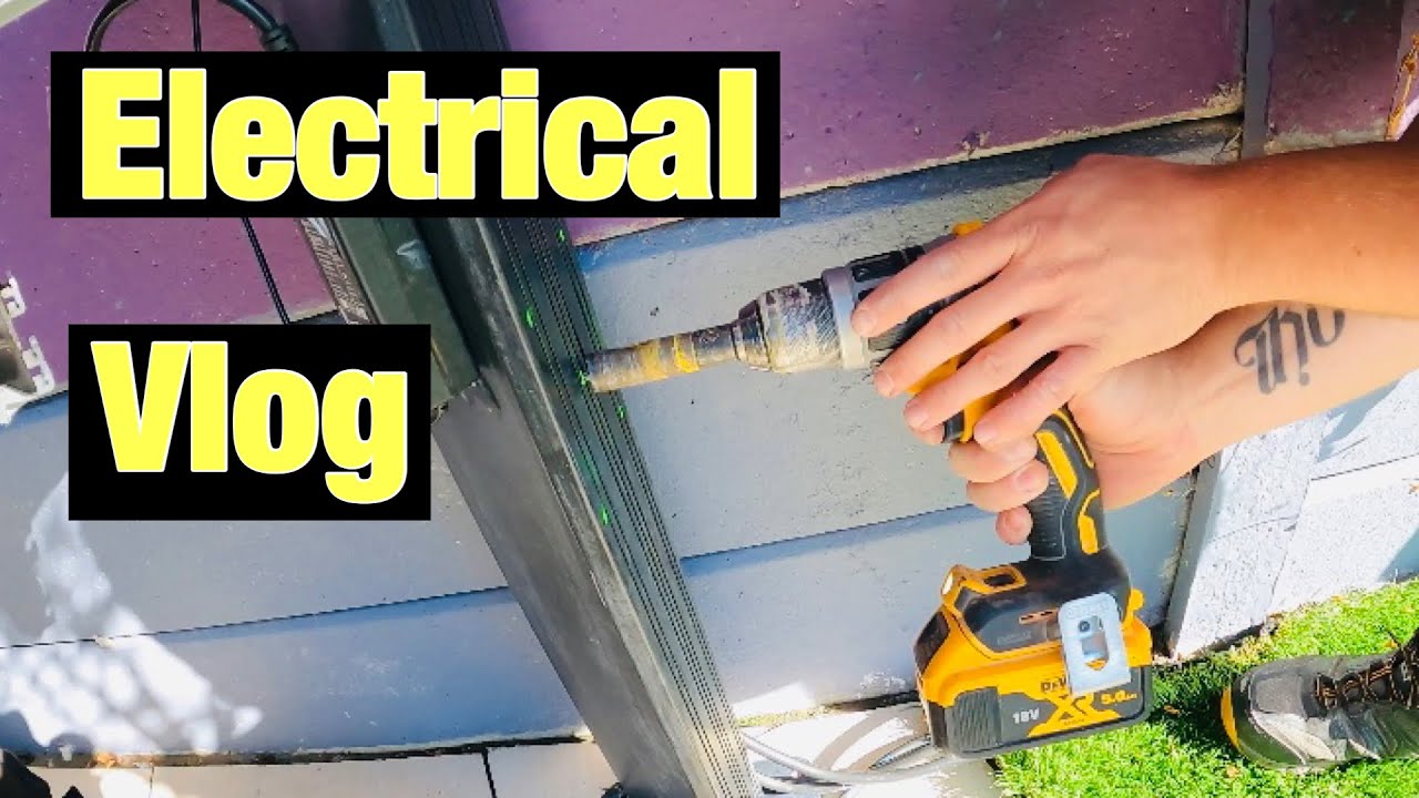 Electrician Vlog | Outside light | photocell | electrical work