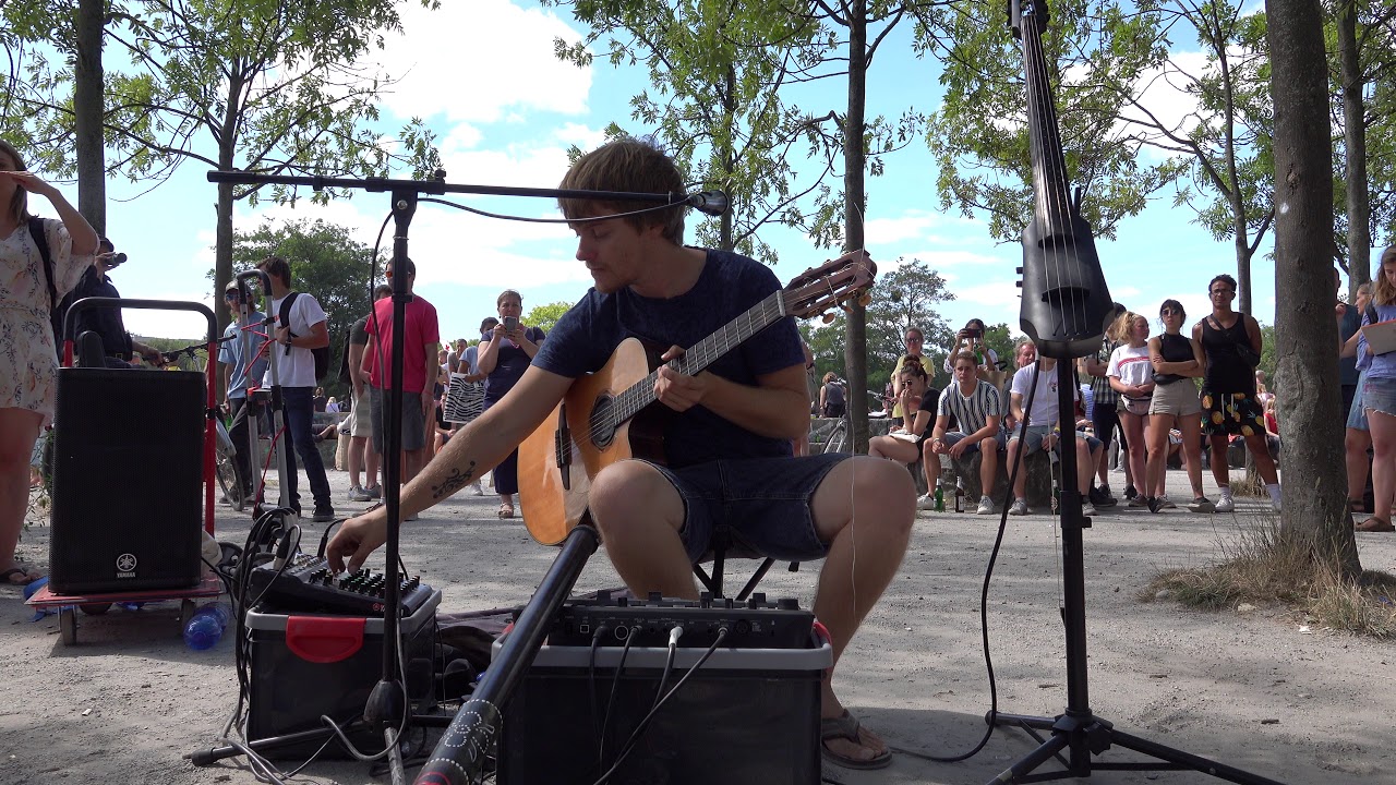 @ReinhardtBuhr  / Multi instrumentalist + Live Loop artist / Boss-RC505 / Shofar / E-Cello / Didge
