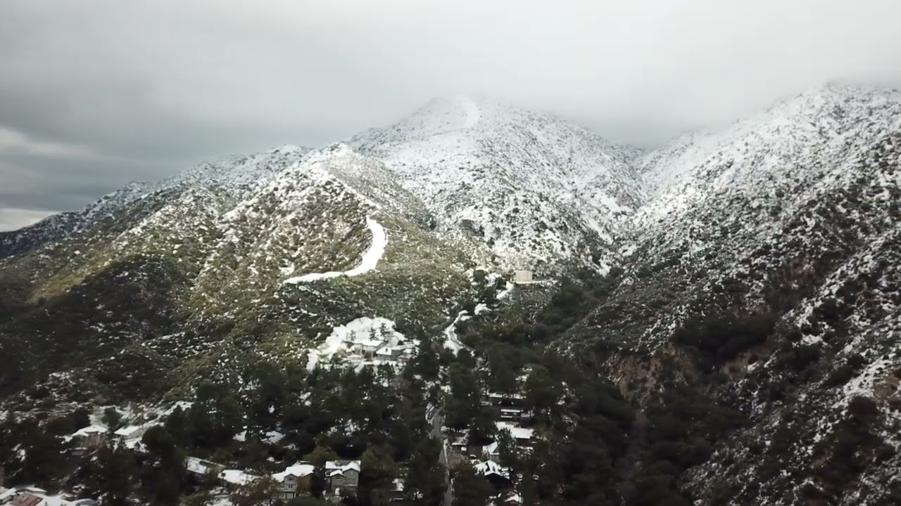 Snow in La Canada