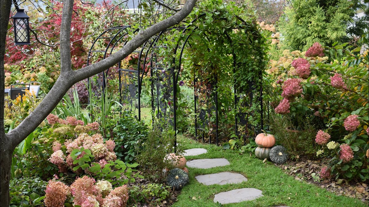 October Garden Tour // Fall Garden Tour 2022 //  Northlawn Flower Farm