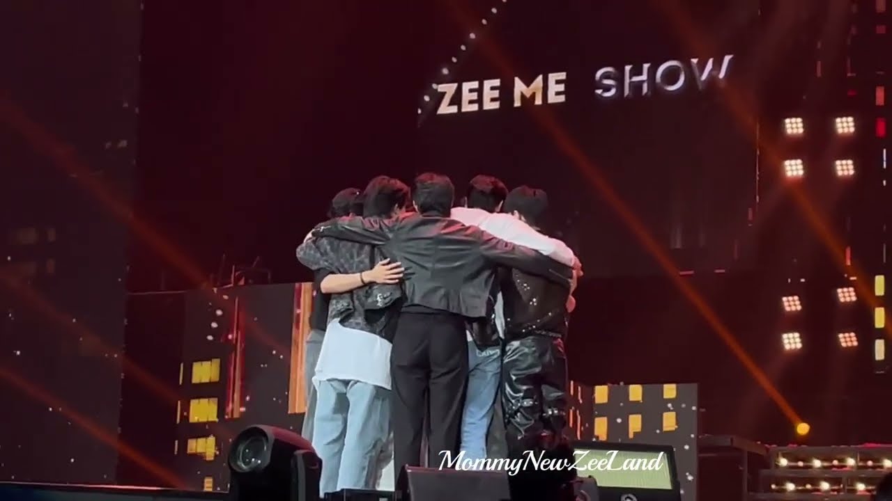 100922 | แก๊งดูมันดิและครอบครัวพานิช อวยพรวันเกิด - ซี พฤกษ์ [Zee Pruk] Zee Me Show Concert