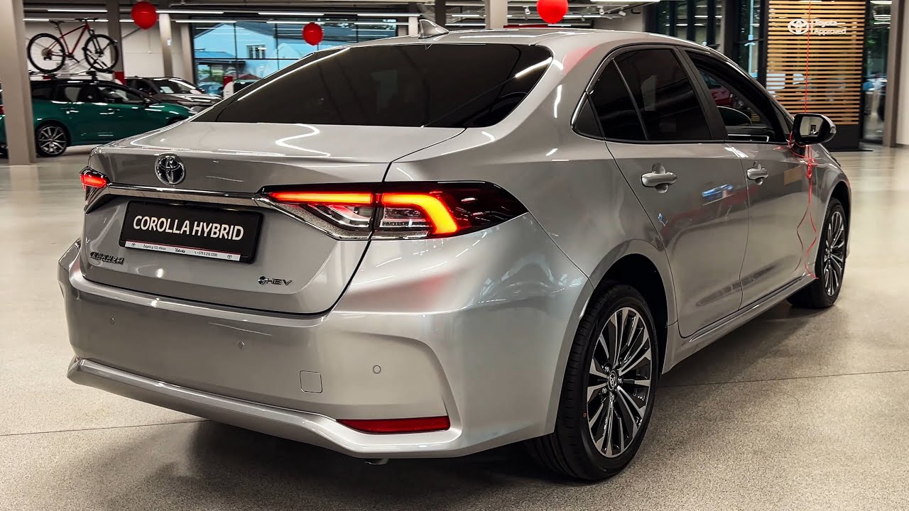 2026 Toyota Corolla Hybrid - Full Visual Review (Interior and Exterior)