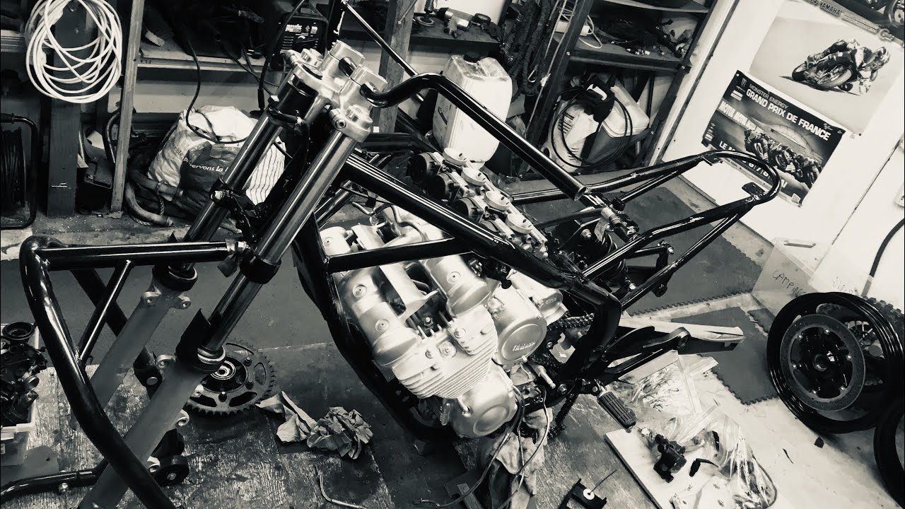Xj #600diversion project #5  café racer ou bratstyle ?