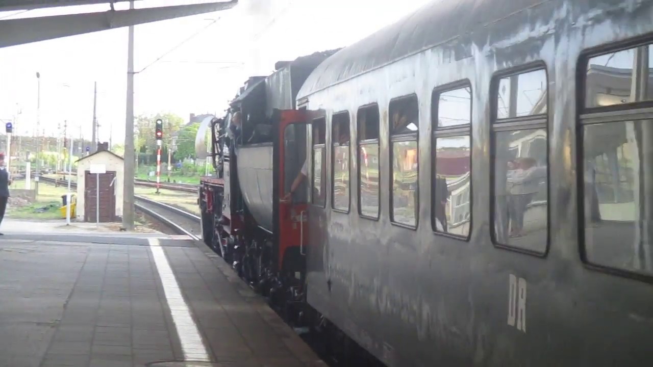 52 8131-6 z wagonami retro z WOLSZT. do Niemiec - start ze ZBĄSZ. (RP1)