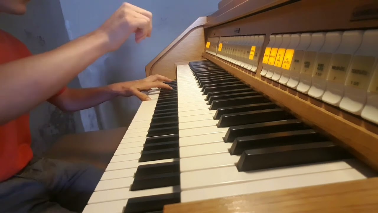 GL 551: Nun singt ein neues Lied dem Herren (1 Lied, 2 unterschiedliche Impros zur Kommunion)