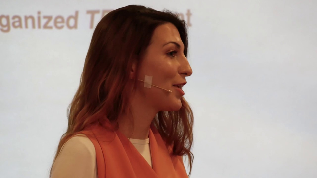 Újrakezdés vagy újrafolytatás? | Marcsi Mészégető | TEDxBenedekHegy