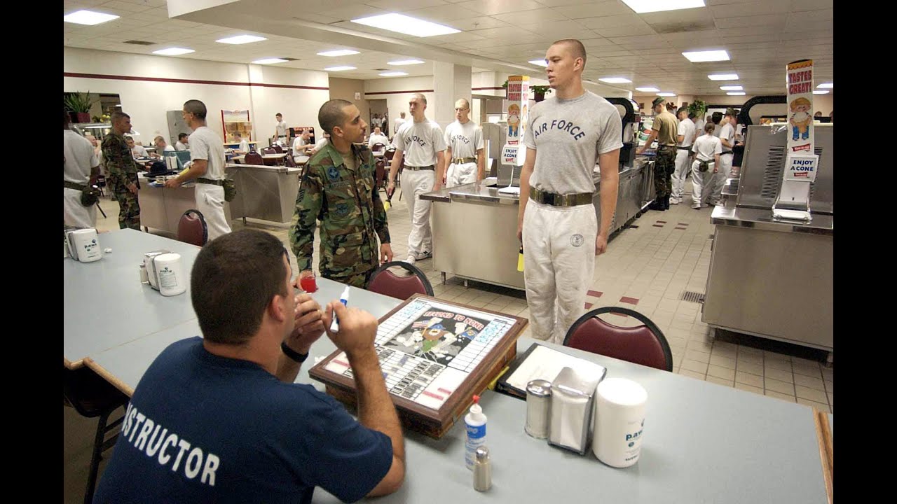 Air Force BMT Job Guide : CHOW RUNNER
