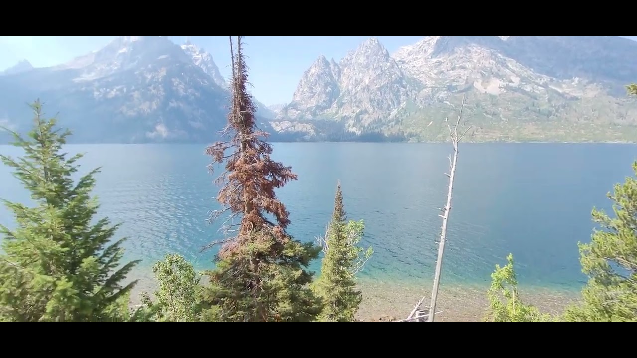 Jenny Lake in Grand Teton National Park(గ్రాండ్ టెటన్ నేషనల్ పార్క్‌లోని జెన్నీ సరస్సు)