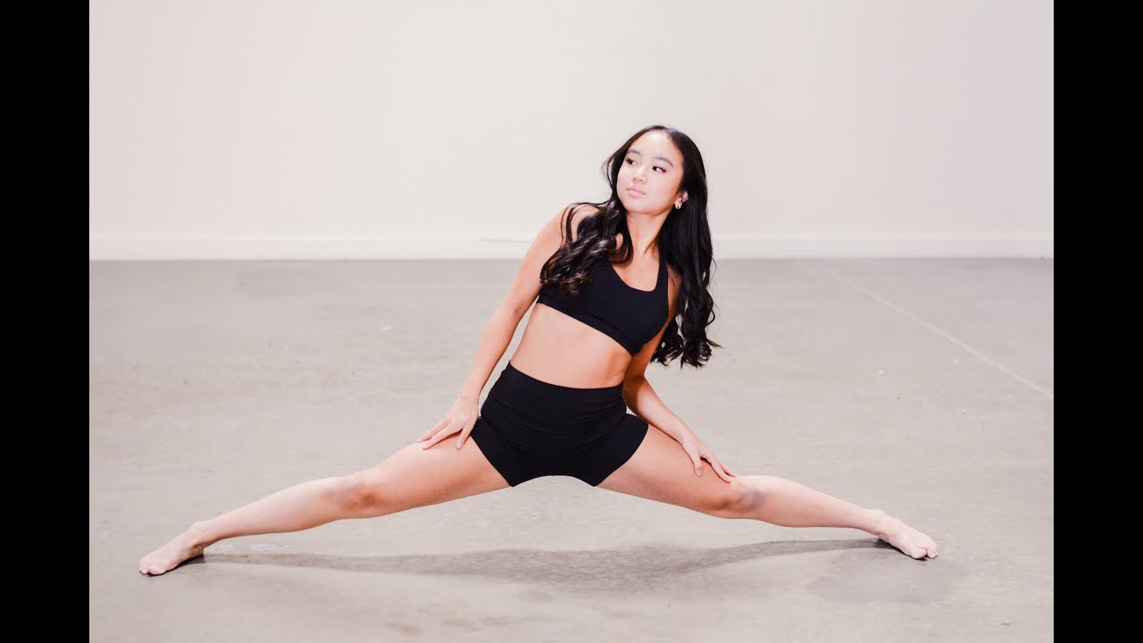 Contemporary choreography by Eileen Hsing