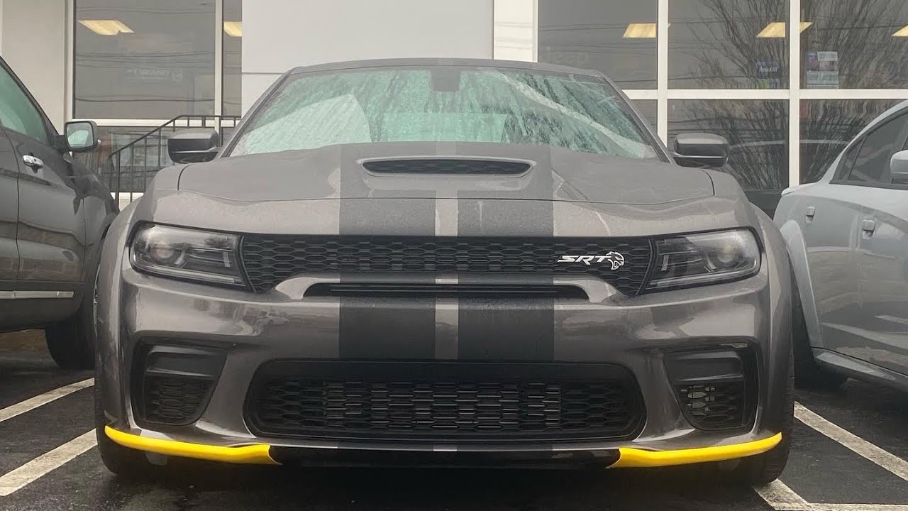 2022 DODGE CHARGER HELLCAT REDEYE JAILBREAK QUICK REVIEW!! (Showing up close customized options)