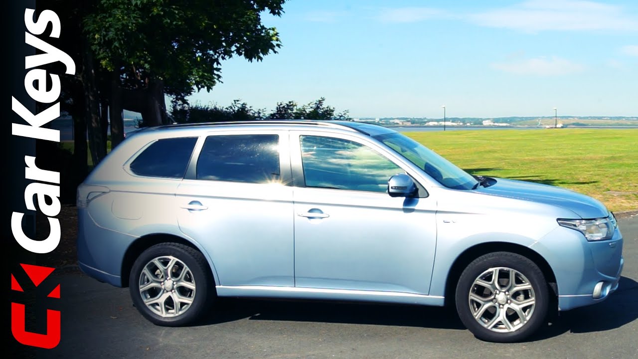 Mitsubishi Outlander PHEV 2015 review - Car Keys