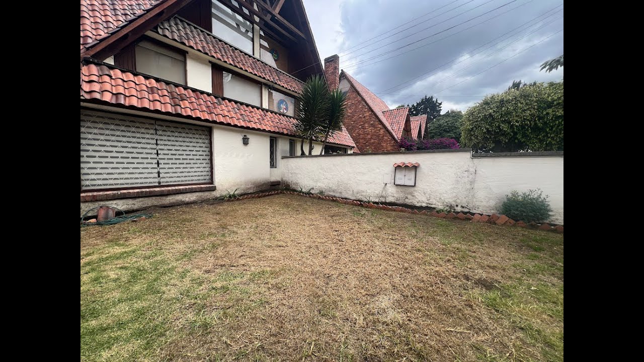 ARRIENDO CASA LAS VILLAS, BOGOTÁ