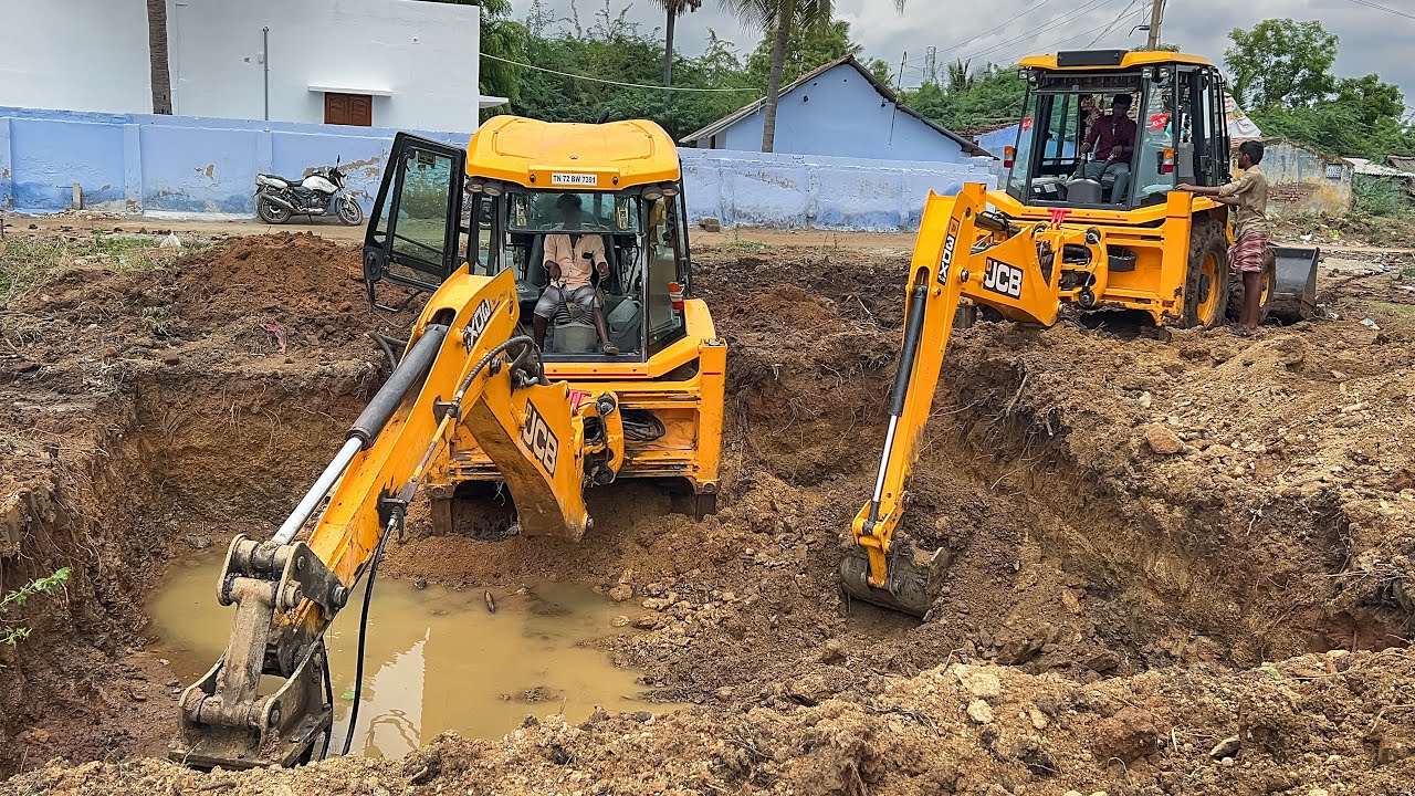 JCB 3DX Plus and Xtra Breaker Dig New Water Tank Foundation Working together in Village | Jcb video