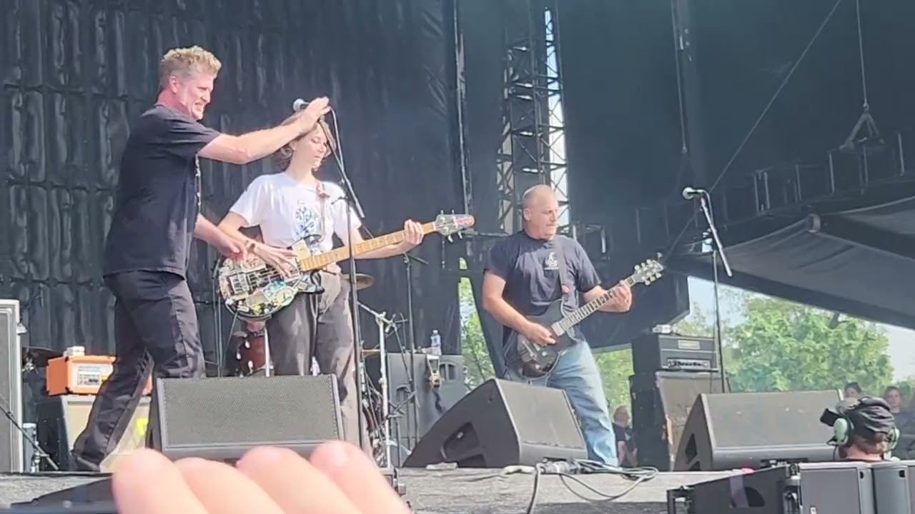 PEGBOY - TREASON (Naked Raygun) RIOT FEST 2025