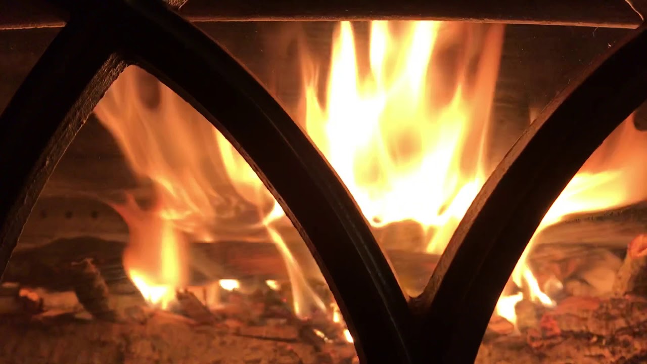 LIGHTING Top Down / Upside Down Fire in Jotul f400 Castine Woodstove. Clean Start and Clean Burn.