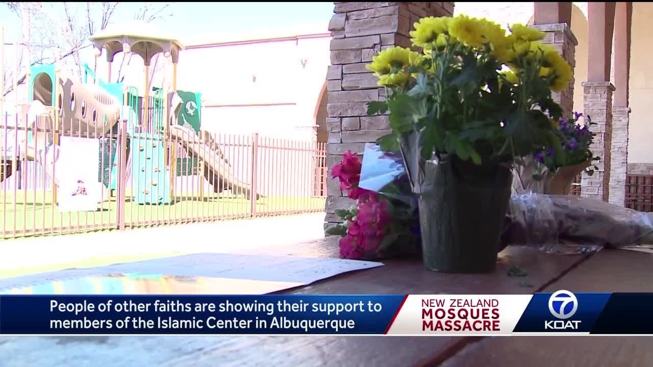 Community of all faiths show love, support to local Islamic Center