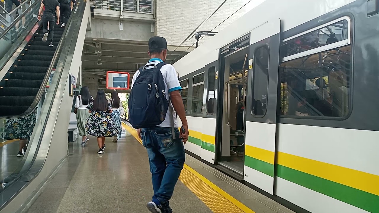ESTACION SAN JAVIER  Y METROCABLE  LINEA  J .