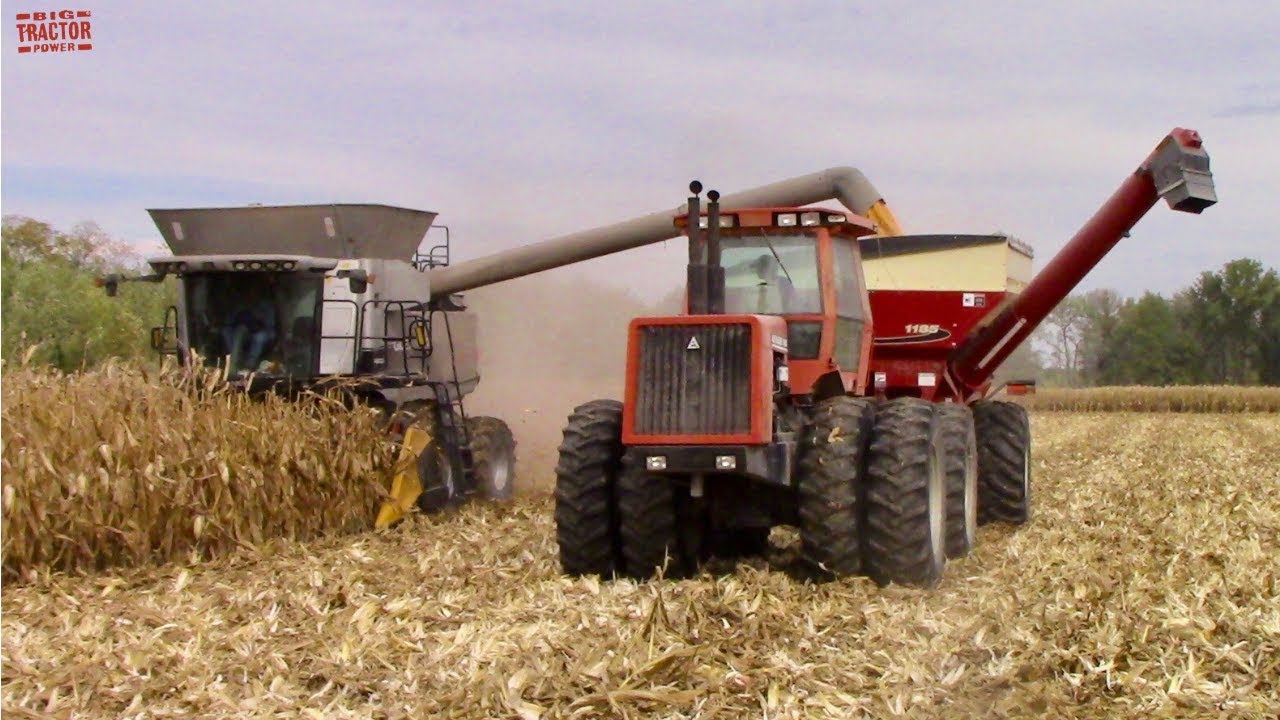 Allis-Chalmers 4W-305 Tractor on Corn Harvest Grain Cart Duty