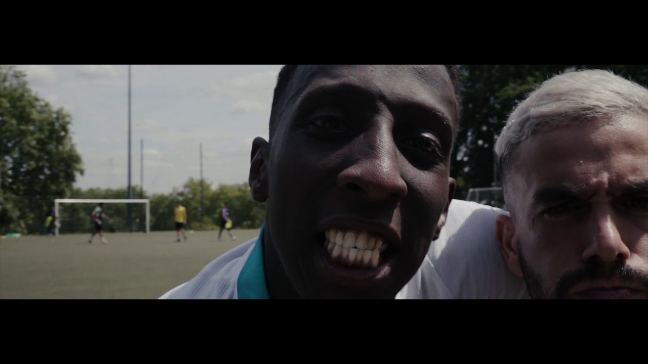 Houzairou - Moi mes reufs et mes billets feat. S-Pion (Clip officiel)