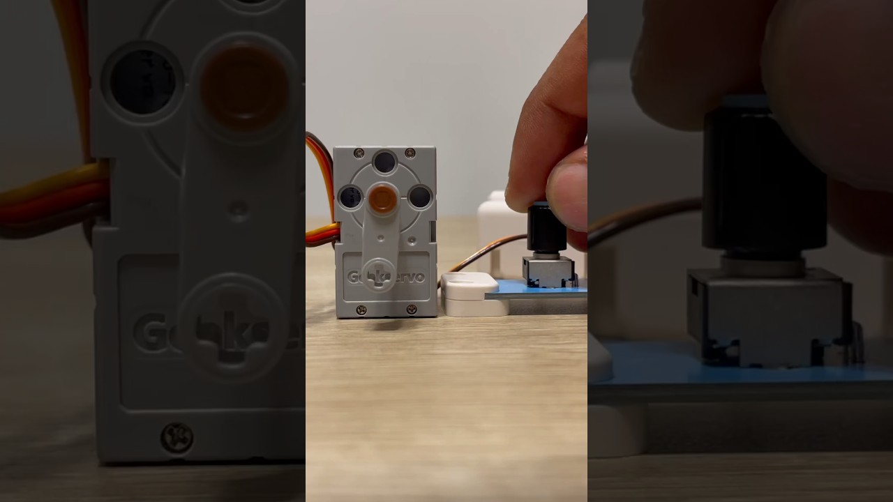 Control angle of a Servo Motor using Potentiometer