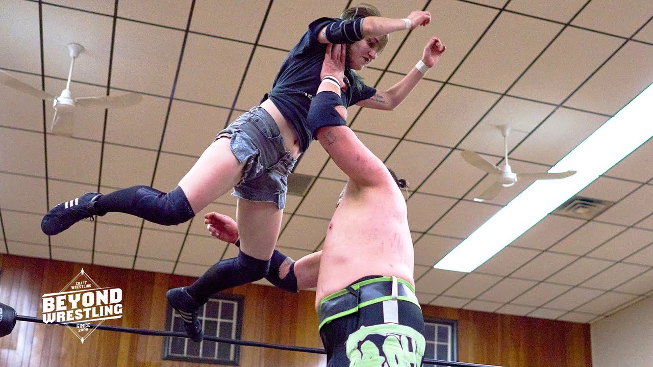 [Free Match] Rickey Shane Page vs. Kennedi Copeland | WWR+ (Beyond Wrestling Intergender Mixed RSP)
