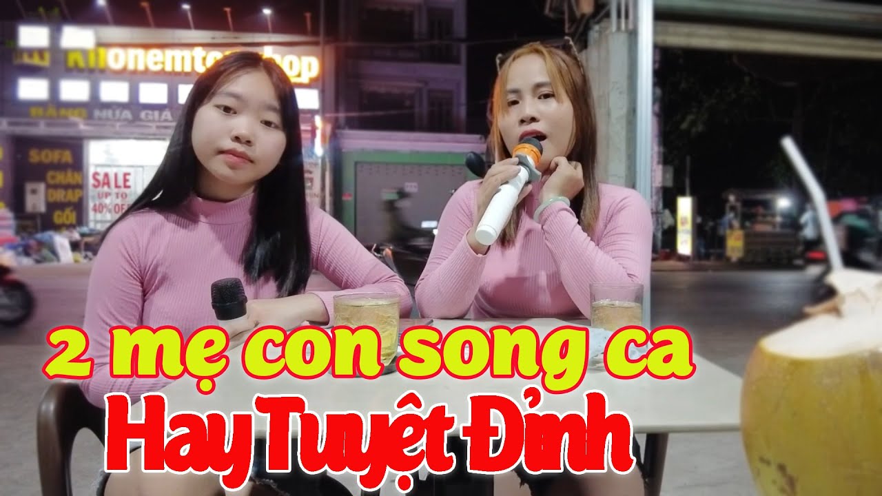 2 Mẹ Con Song Ca Bolero Ai Nghe Cũng Khen Hay - Hoa Mời Giờ | Hà Vi Hà Hương