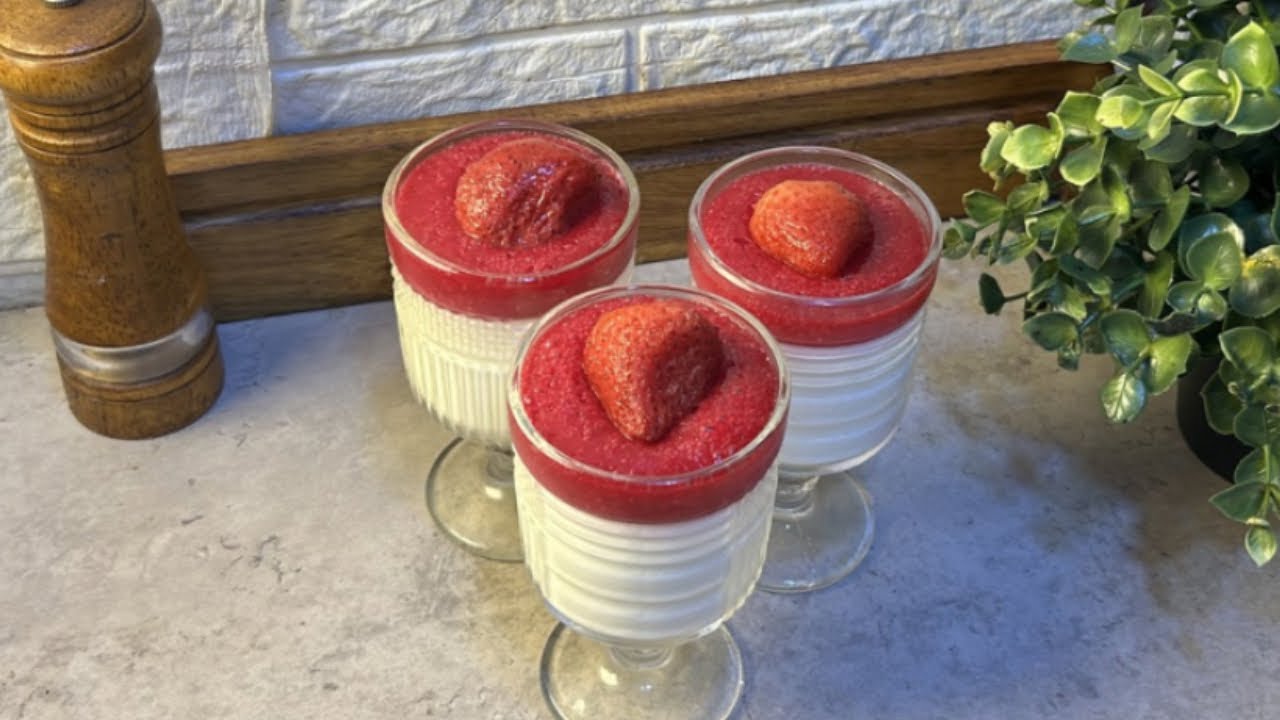 حلى سهل ❗️مهلبية إيطالية بصوص الفراولة 🍓فخمة لضيافة رمضان مهلبية بانكوتا الإيطالية الناجحة كل مرة💯💯