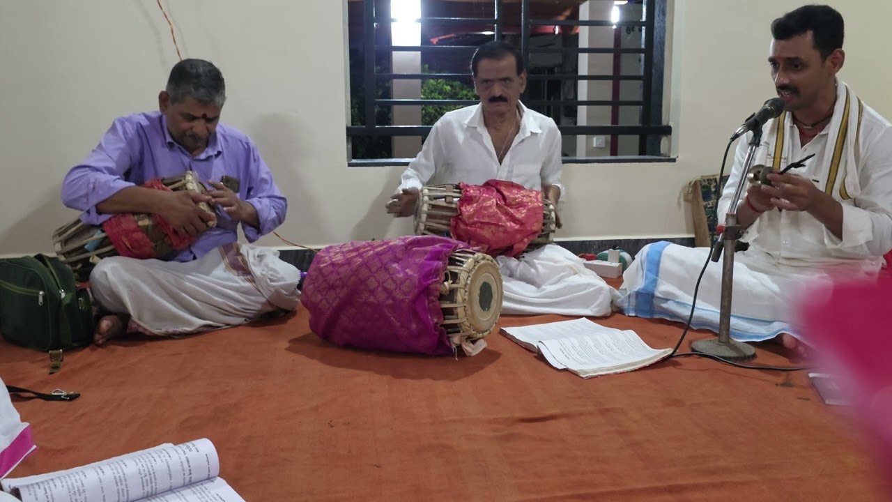 ಚಂದಗುಳಿಯಲ್ಲಿ ನಡೆದ ಗಾನ ವೈಭವ..ದಿನೇಶ ಭಾಗ್ವತ ಯಲ್ಲಾಪುರ,ನರಸಿಂಹ ಭಟ್ಟ ಹಂಡ್ರಮನೆ,ವಿಶ್ವೇಶ್ವರ ಹೆಬ್ಬಾರ ಹಾಲೇಪಾಲ