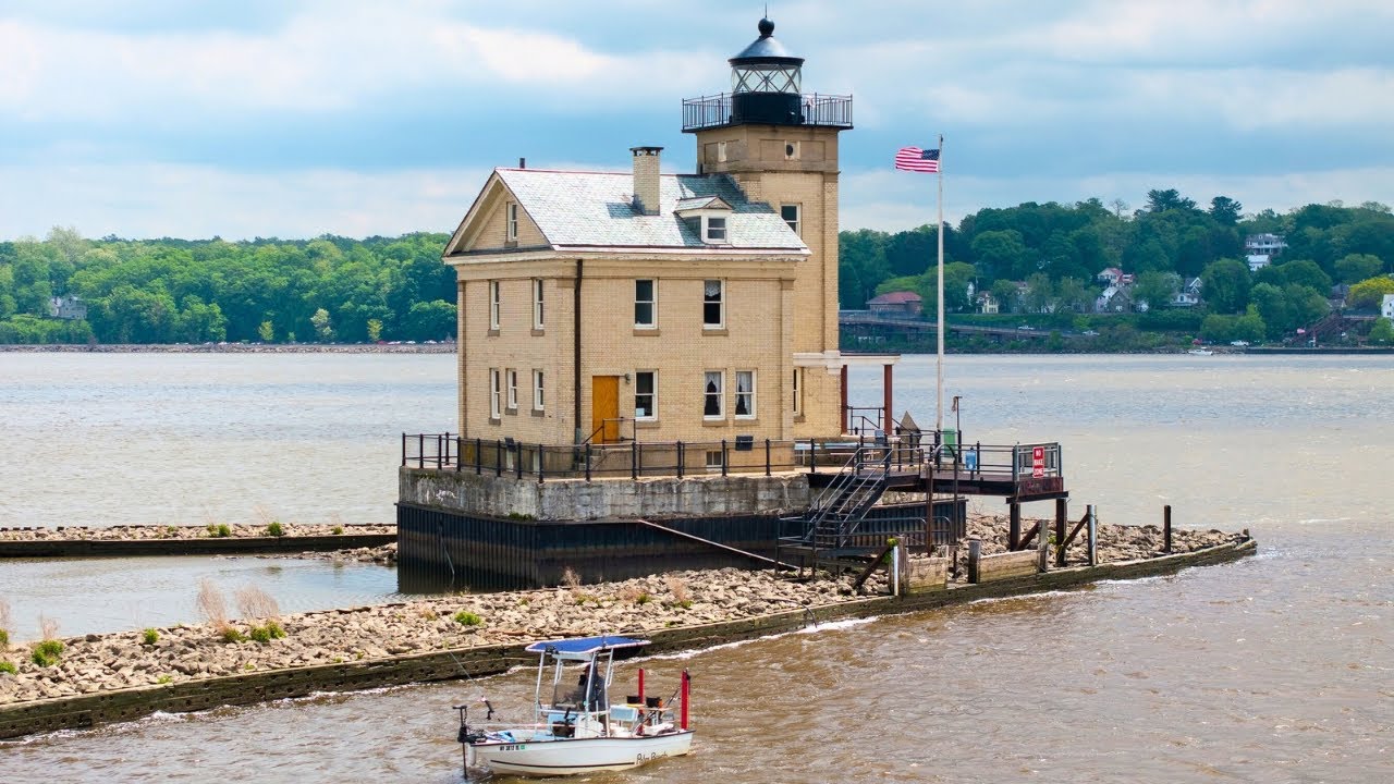 I Flew My Drone to Rondout Lighthouse... Calm (Vol.2)