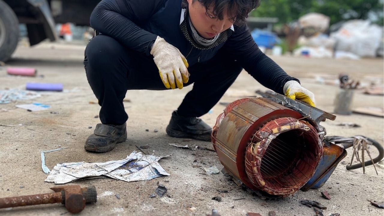 고물상에서 찾은 70kg 모터에서 구리를 채취하는 과정